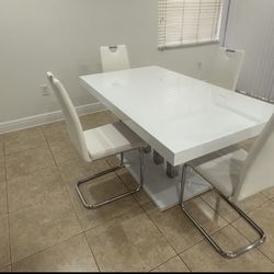 ALL WHITE dining room SET - 5 Pieces