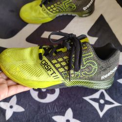 Reebok women's Shoes Size 8. 1/2