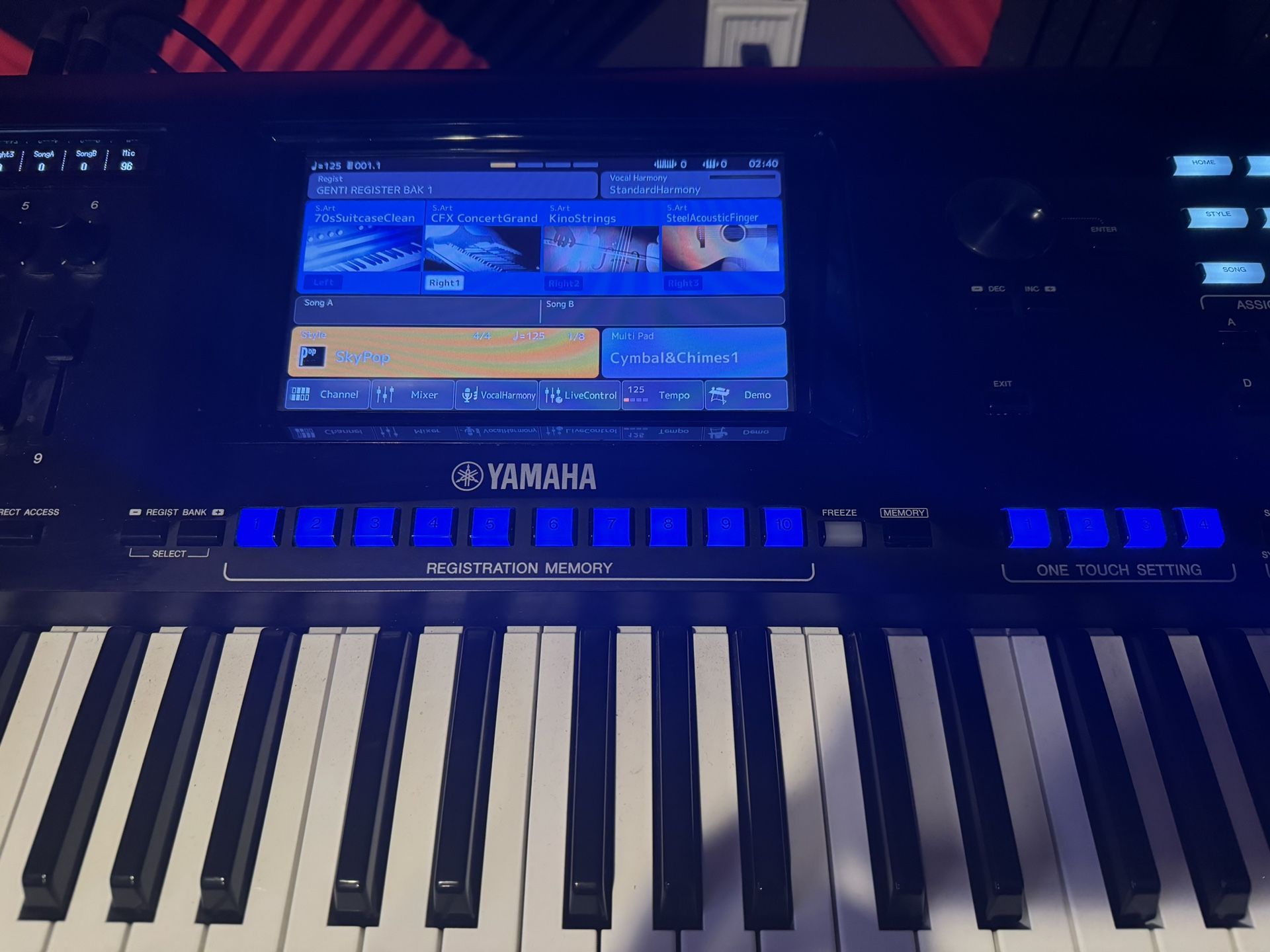 Yamaha Genos 1