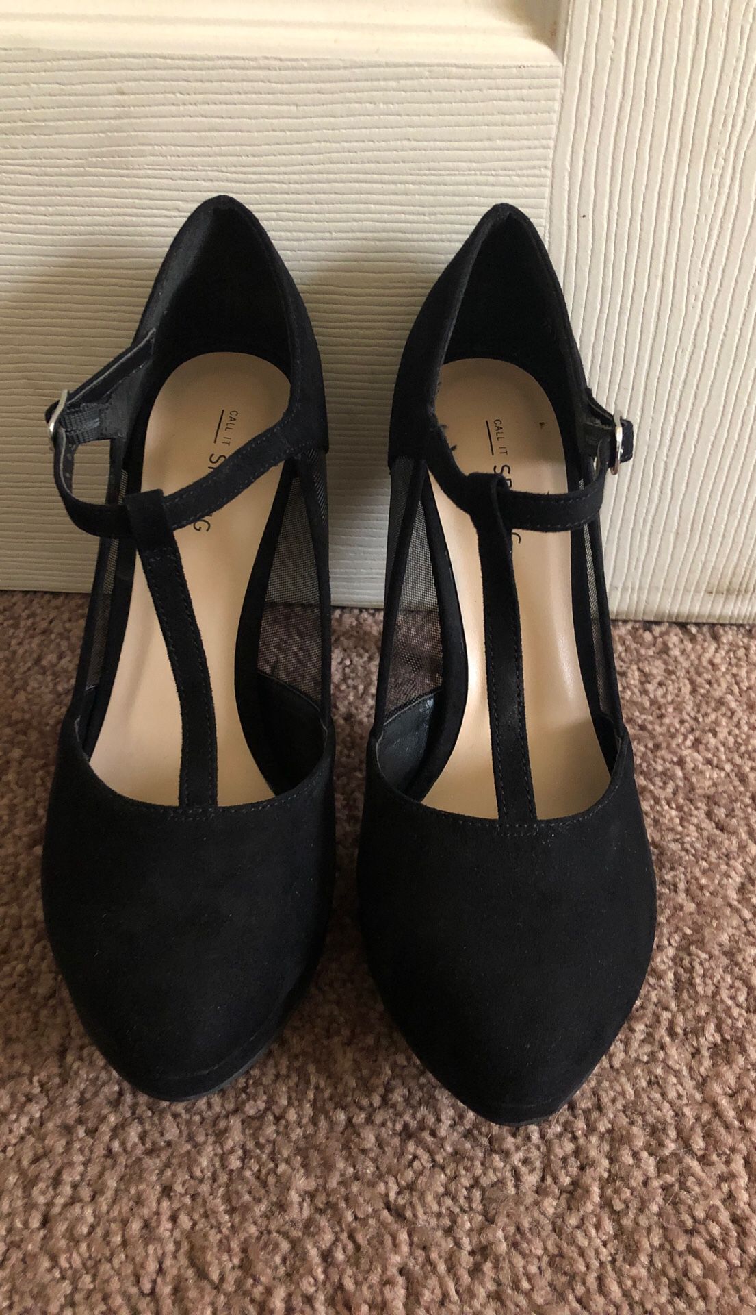 Black heels 7 1/2