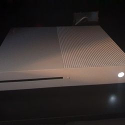 Xbox One S Bundle