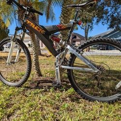 Trek Y33 OCLV Carbon Made In USA Large for Sale in Kissimmee FL OfferUp
