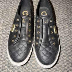 GUESS women’s Shoes