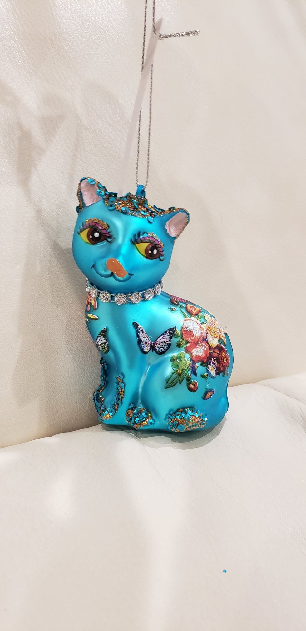 Butterfly floral cat animal decoration. Blue cat glass Christmas tree ornament 4x3" brand new with tags with