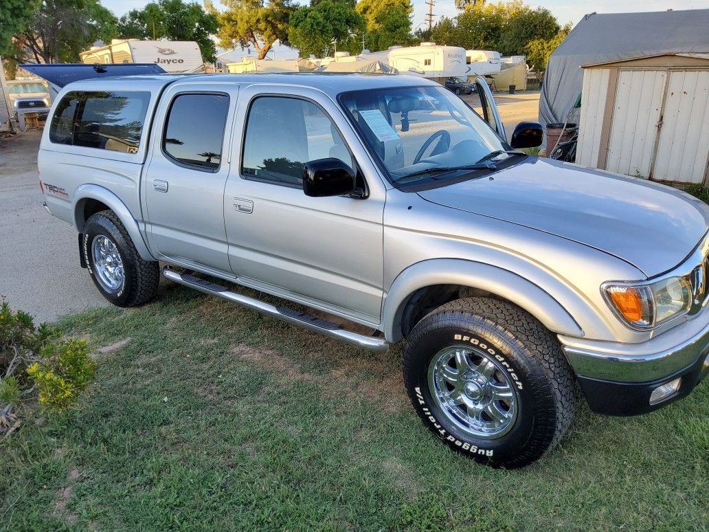 Toyota tacoma 2002 TITULO SALVAGE 4x4 Automatica