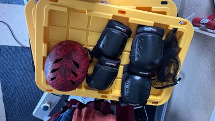 Knee and elbow pads + helmet