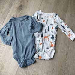 Carter’s Little Organic 2 Pack Bodysuits Size 6months