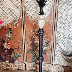 Vintage metal lamp -Beautiful must see