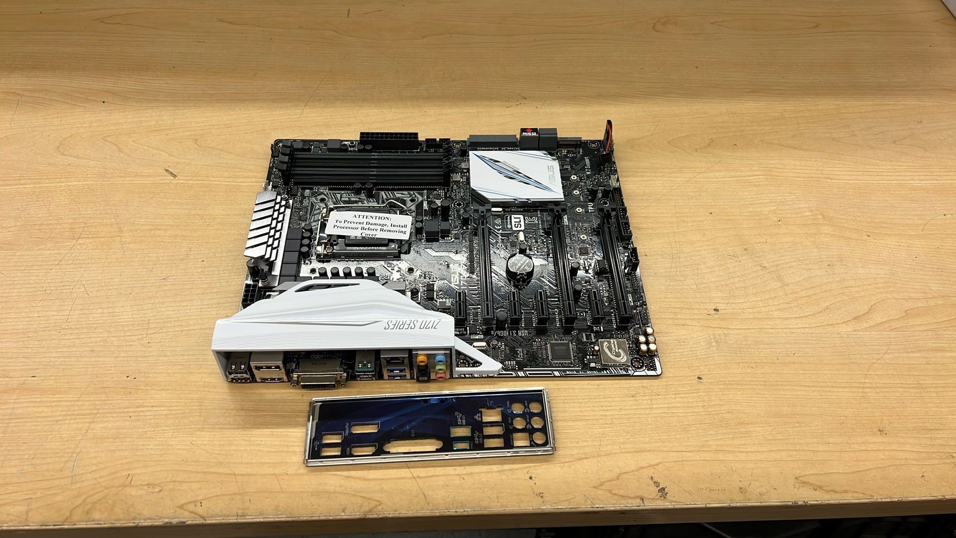 Asus Z170-PRO ATX Motherboard LGA 1151 DDR4 M.2 USB3.1 + I/O Shield * Latest BIOS