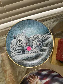 Tiger Plate With Stand