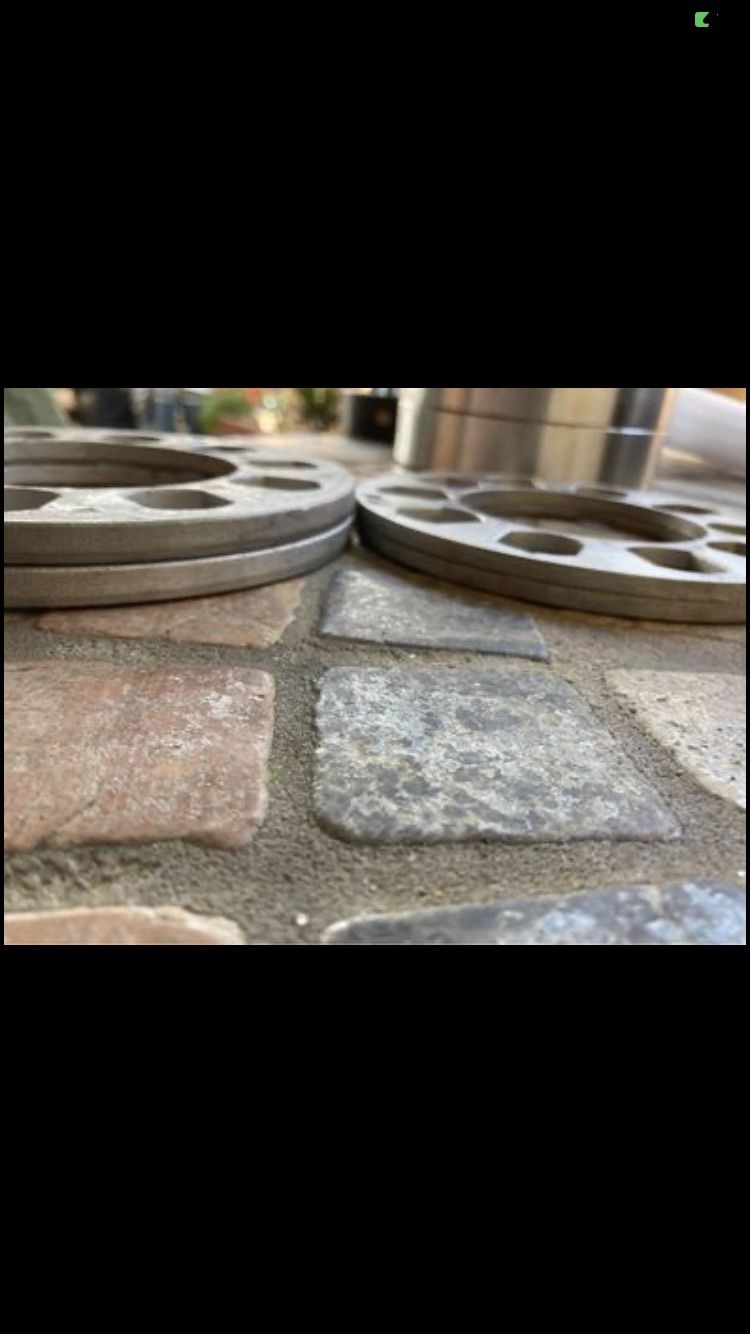 Universal 5 Lug Wheel Spacers 