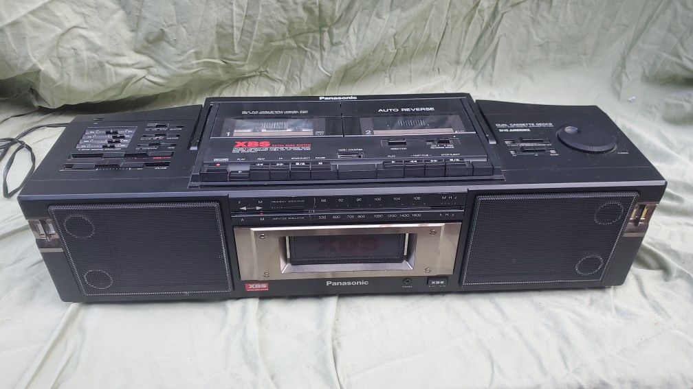 Panasonic RX FW39 Boombox with XBS bass boost