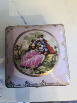 Fragonard trinket box