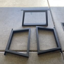 Metal table legs