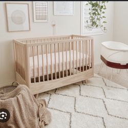 Happiest baby Lola Crib With Conversion Kit