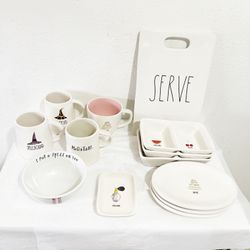 Set De 13 Piezas De Rae Dunn Tazas Y Platitos Usados 