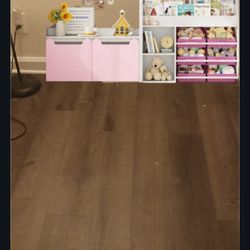 Cute Girls Bookcase & Storage For Toys..etc ( Almost New), Big Ceramic Vase For  Flowers....Plush Floor Mat