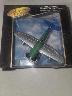 Maisto Special Edition Air Force Diecast Metal Airplane Model 31400 NIB