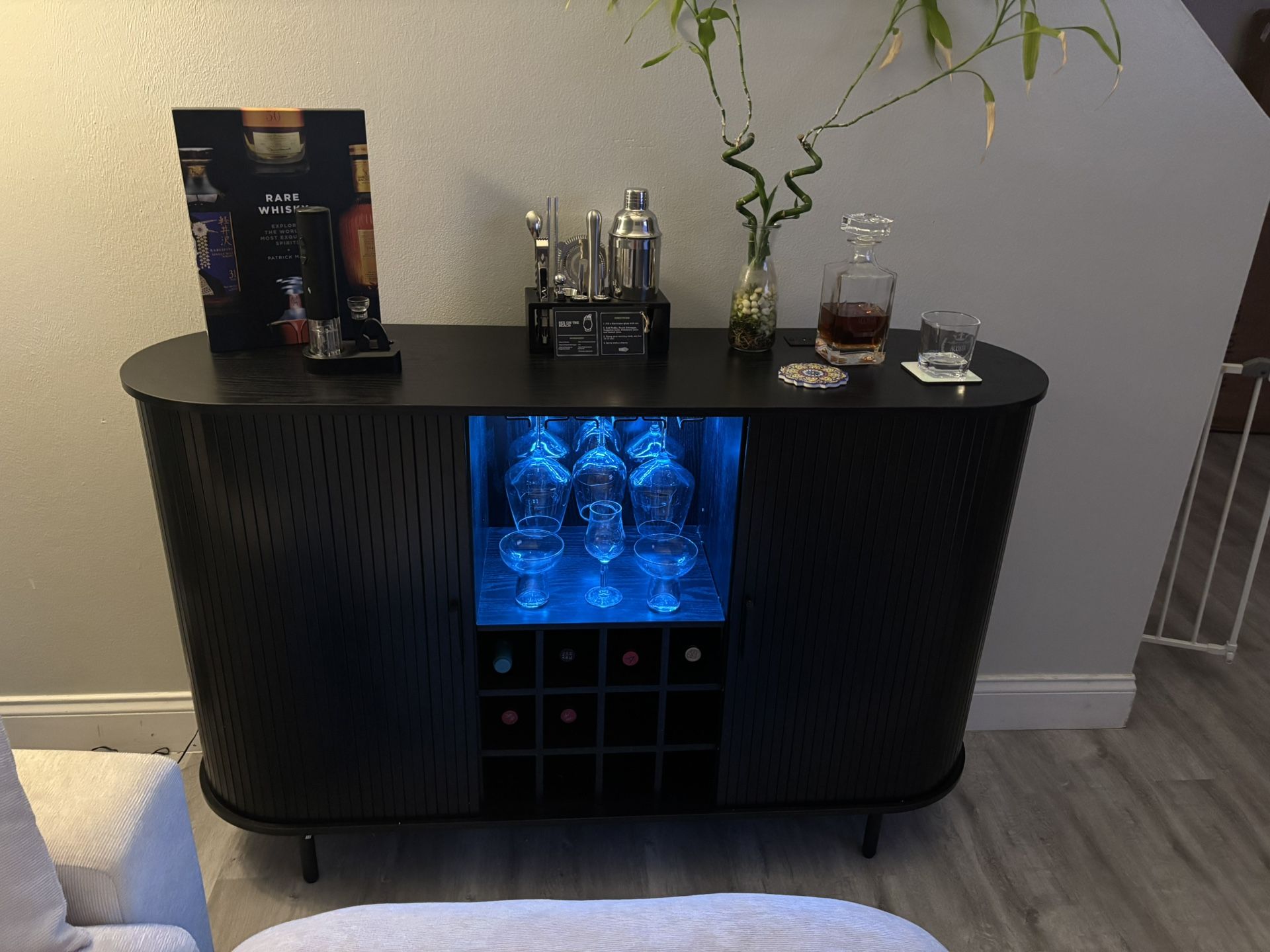 Bar Table