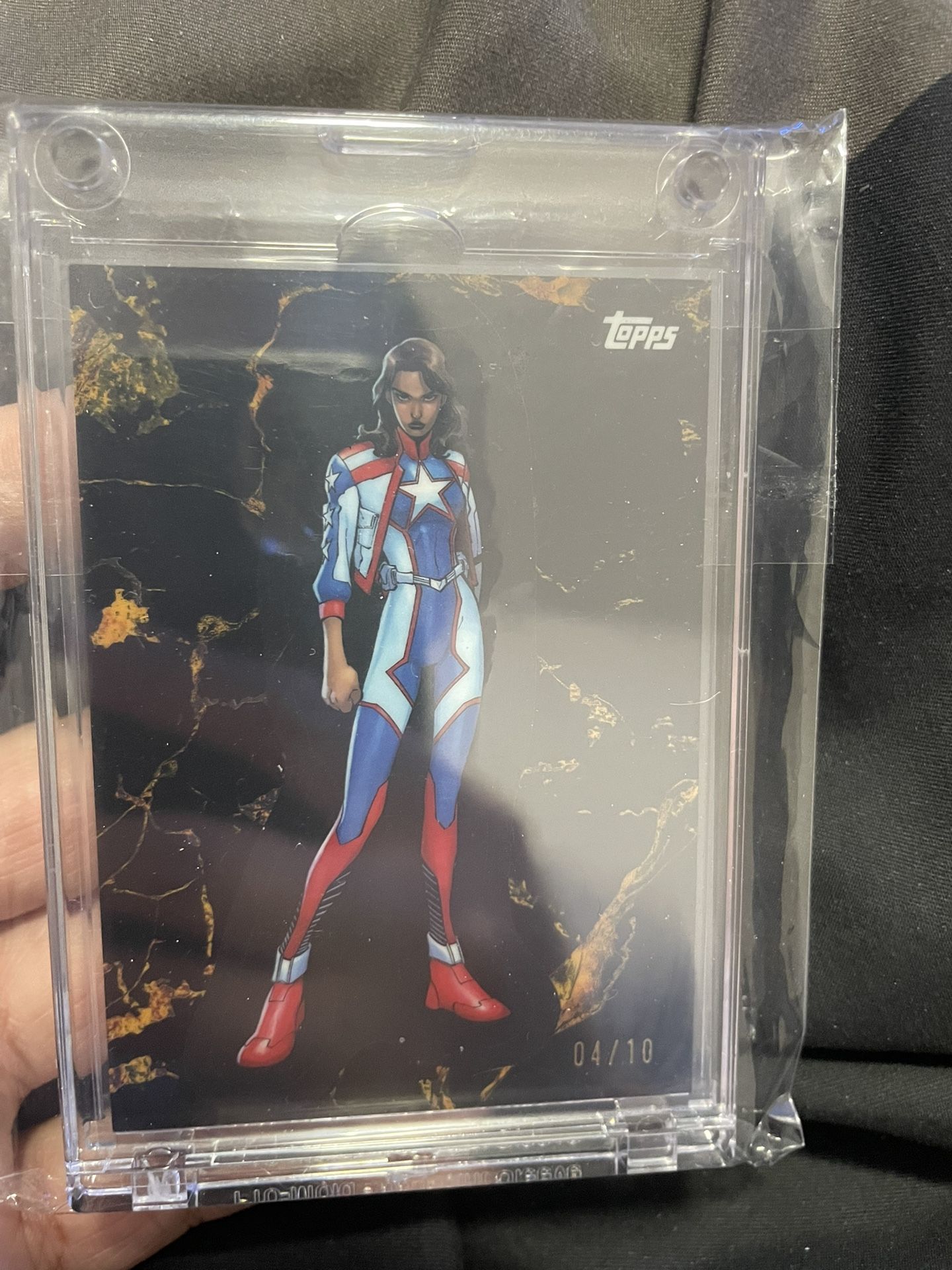 America Chavez Black & Gold Refractor 4/10