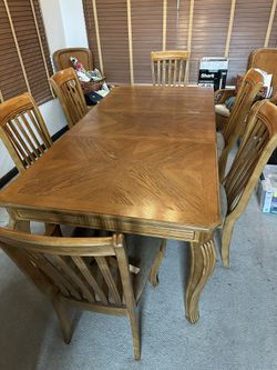 Long table 6 Chairs and Extension leaf