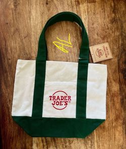 Trader Joe’s GREEN mini tote