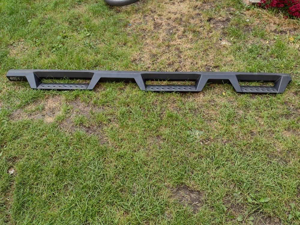 3 Step Running Boards Brand New