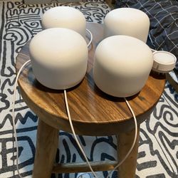 Google WiFi - 2 Routers + 2 Points (Extenders) + 1 Wall Mount