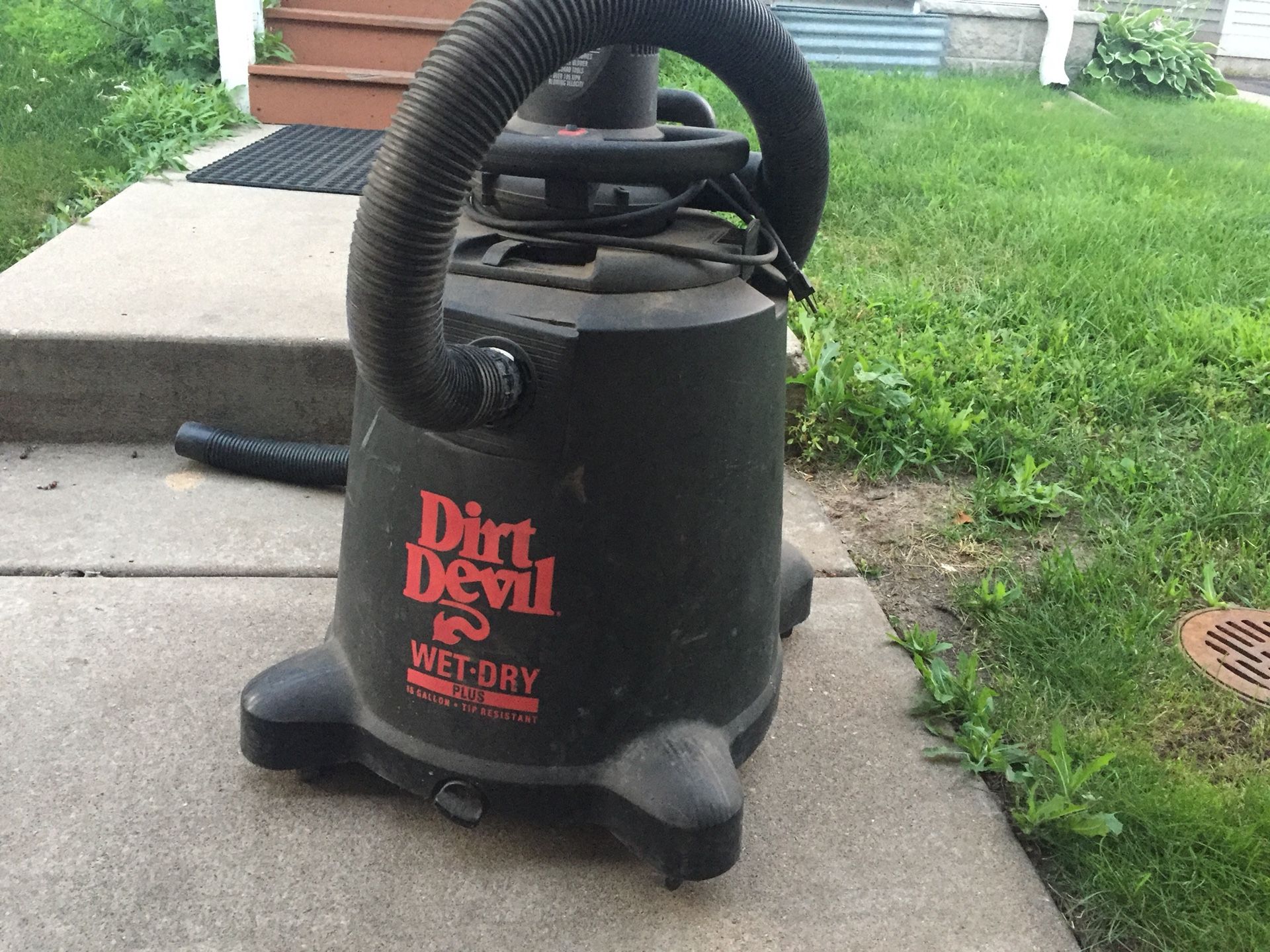 Dirt devil 16 gallon wet dry shop vac