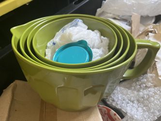 4 green mixing bowls set