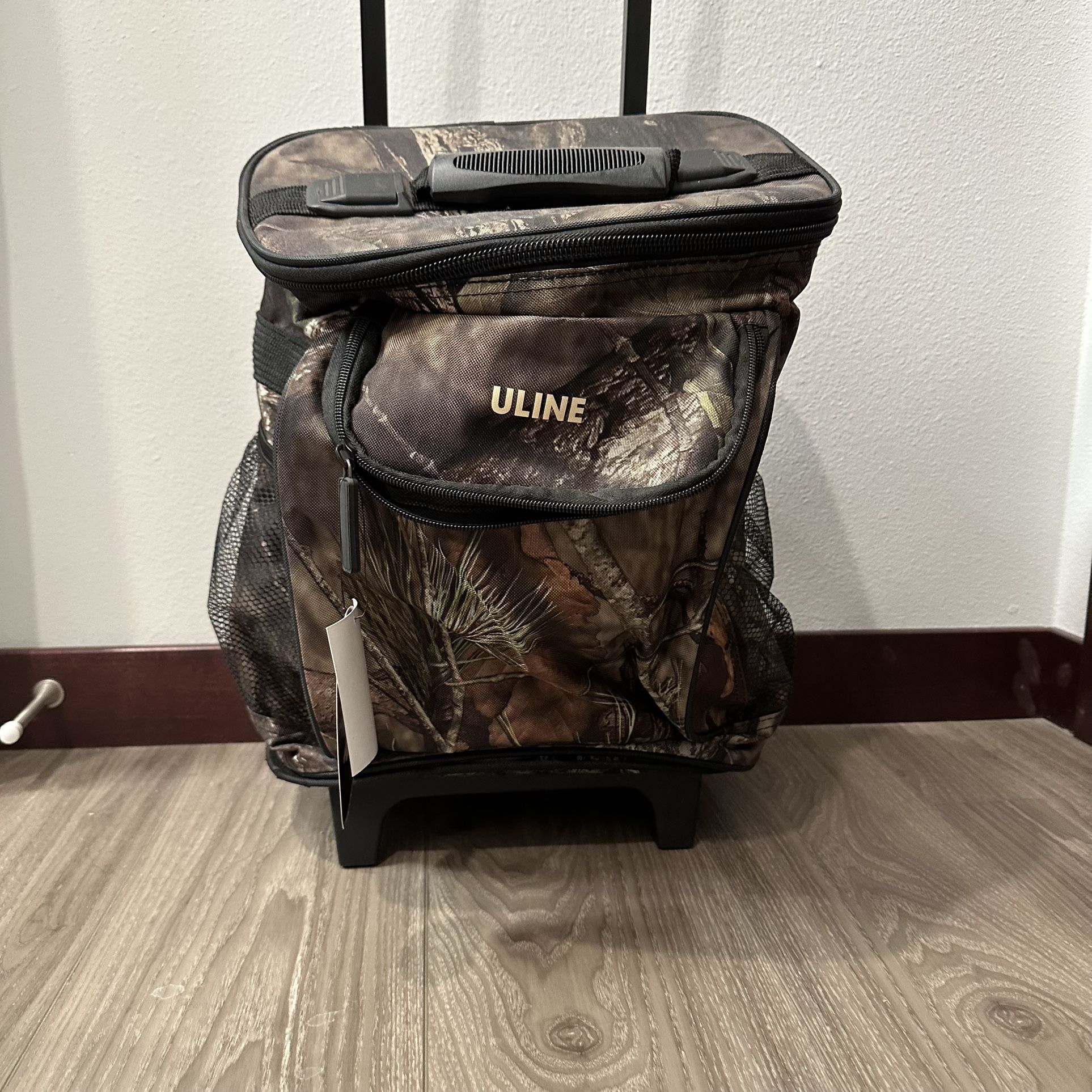 New Uline camouflage insulated rolling cooler telescoping handle