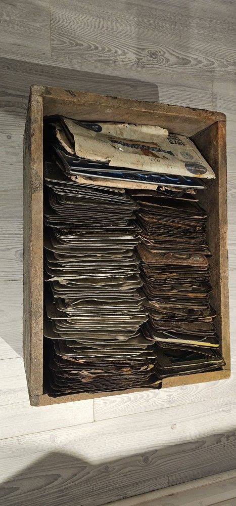 Old License Plates Decorations 