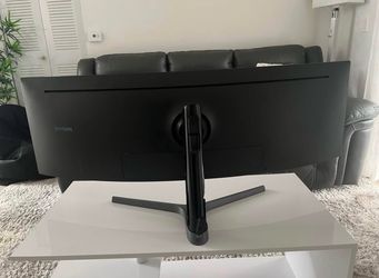 49” Samsung Curved Monitor