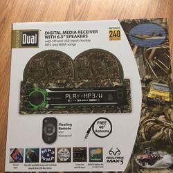 Receiver with 6.5 “ Speakers