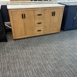 72” Bathroom Vanity In Wood Color