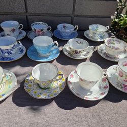 Tea cups and saucer sets