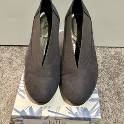 Gray Short Heels …SIZE 9
