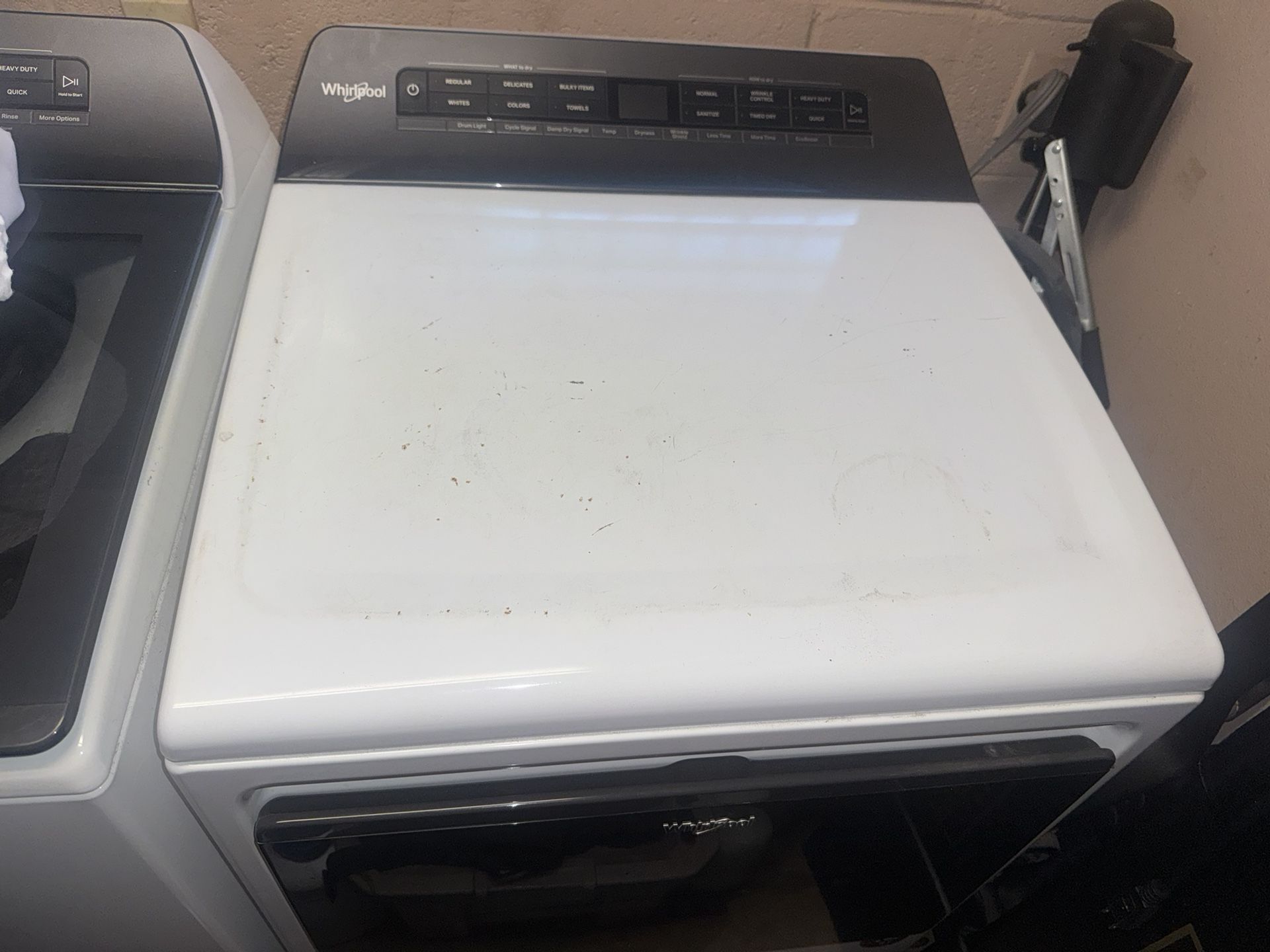 2023 WHIRLPOOL SMART DRYER XL SIZE 7.4 Cu Ft Like New Works Fine