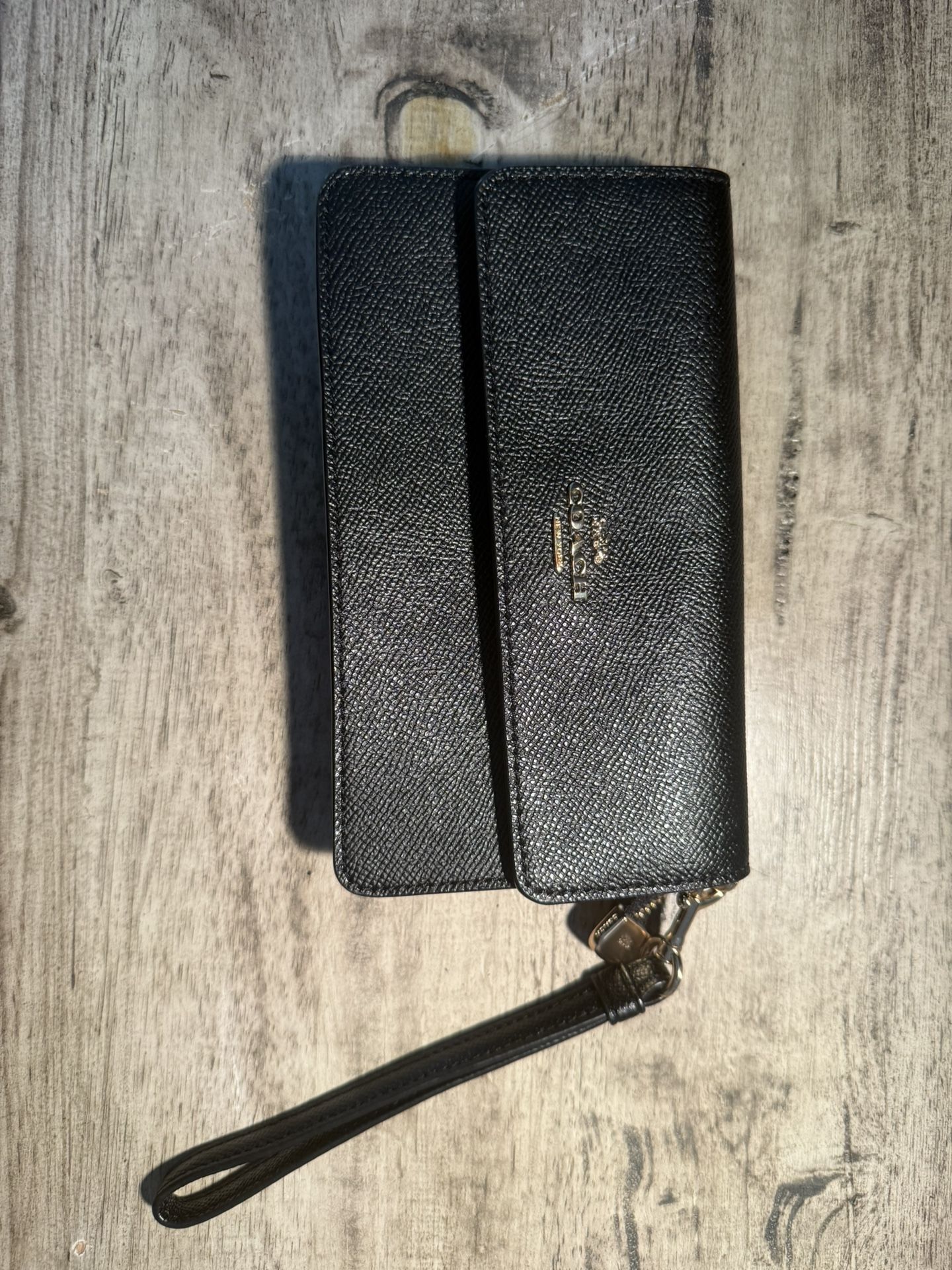 Coach Wristlet Like New