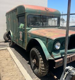 1967 Kaiser Jeep M725