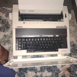 Brother Correctronic 340 Typewriter 