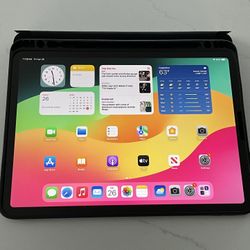 iPad Pro 11” 2nd generation 128gb - excellent condition