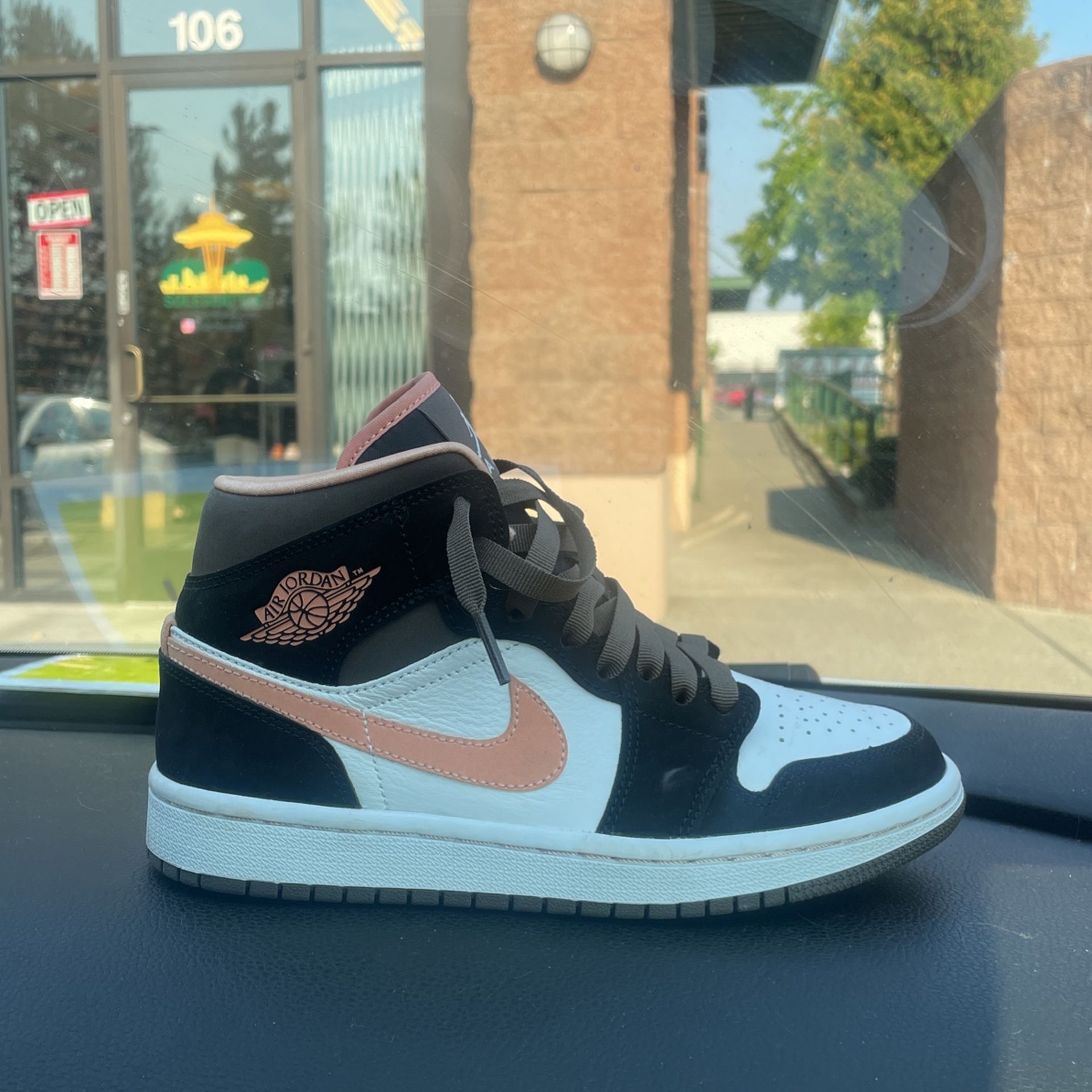 High quality Nike Air Jordan 1 Mid “Peach Mocha” Mens Shoes