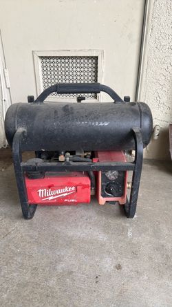 Milwaukee M18 FUEL  2 Gallon Compact Quiet Compressor