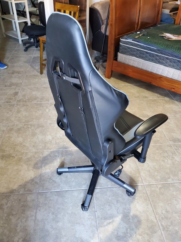 BBL Recovery Folding Chair for Sale in El Paso, TX - OfferUp