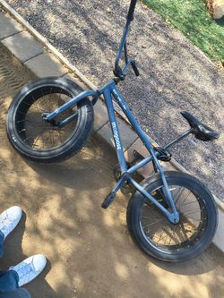 Mongoose fat tire bike 20×