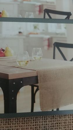 Table runner farmhouse model