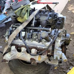 6.0 2005 Cadillac 162 Millas