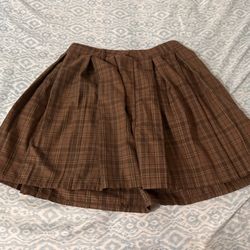 Brown skirt 
