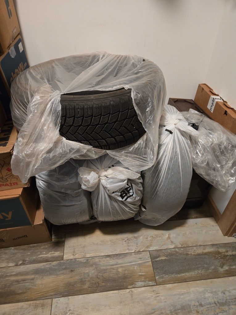 4 Snow Tire Michelin X 225/50r18